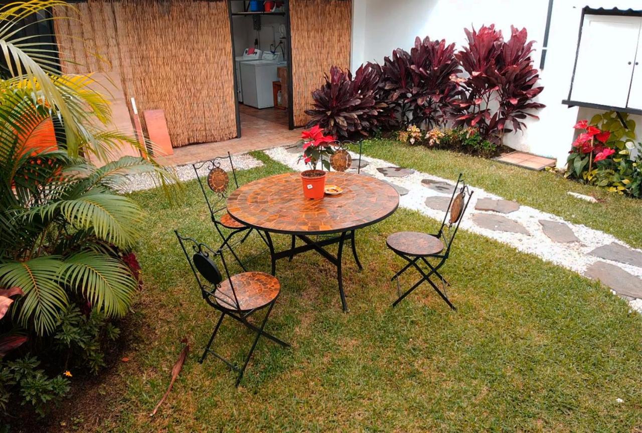 Trebol Amarillo Bed & Breakfast Escazú 외부 사진